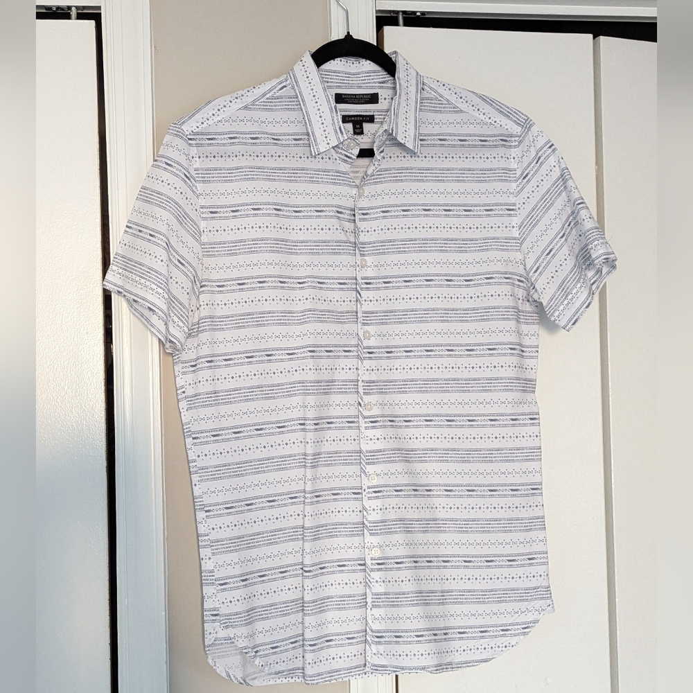 Banana Republic Cotton Camden Fit Lightweight Custom O78 Wash Shirt